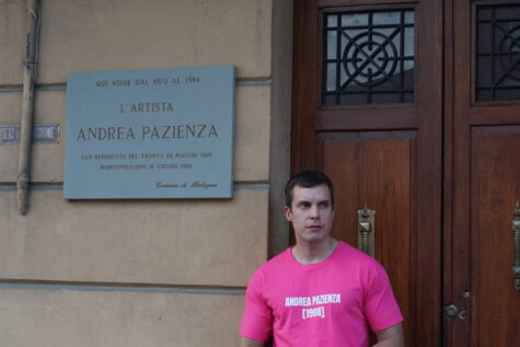 19. La solitudine è questa - Lorenzo Balducci, di fronte alla casa di Andrea Pazienza a Bologna